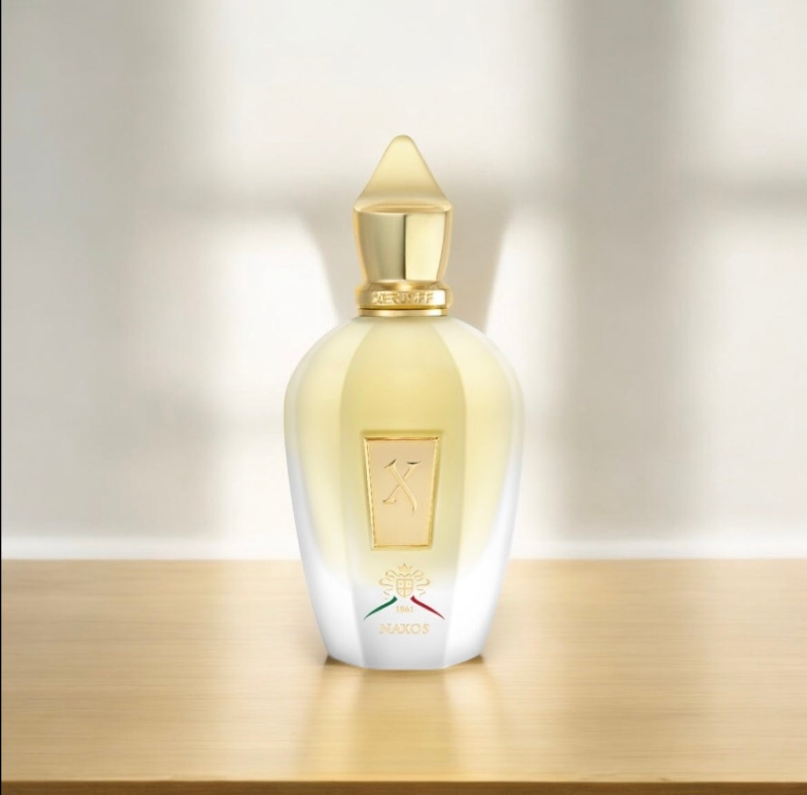 Xerjoff Naxos, parfum de niche homme aux notes de tabac et vanille, disponible en parfumerie Casablanca.